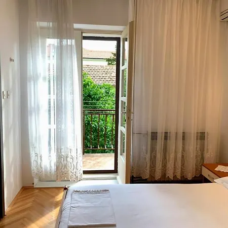 Obradovic & Gasthuis