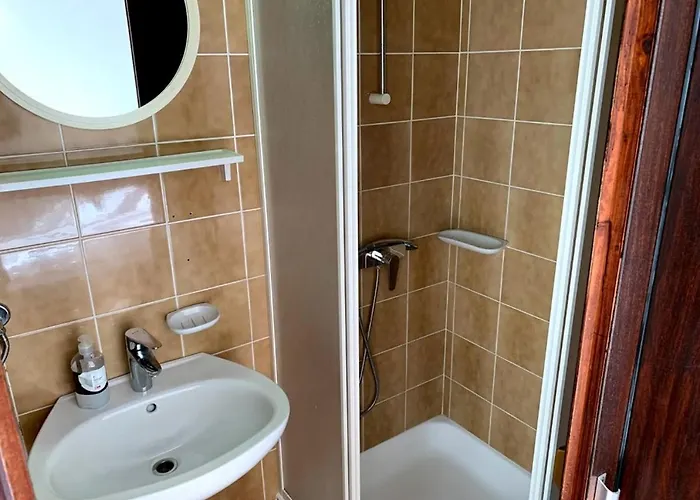 Obradovic & Guest house Makarska