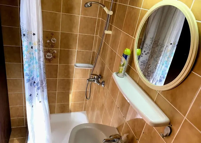 Obradovic & Πανσιόν